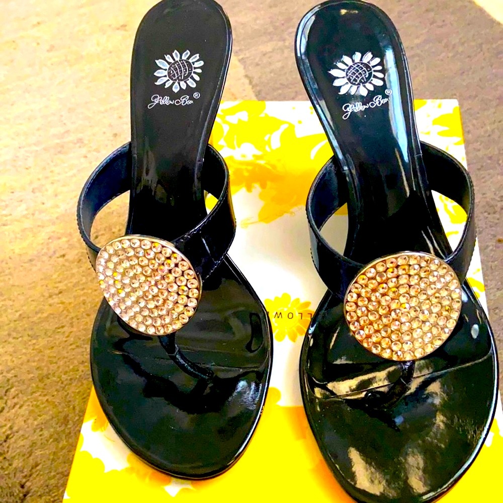 Beautiful bling black wedge sandal. FINAL PRICE